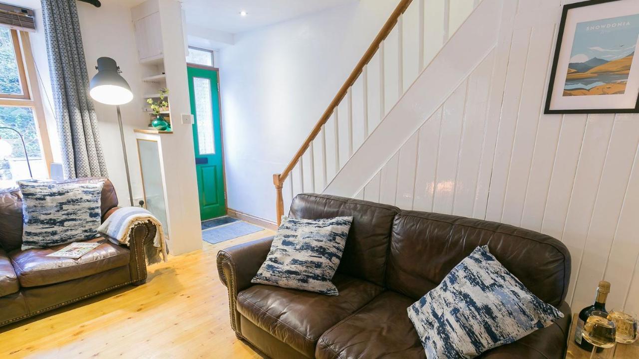 Cuddfan Villa Llanberis Exteriör bild
